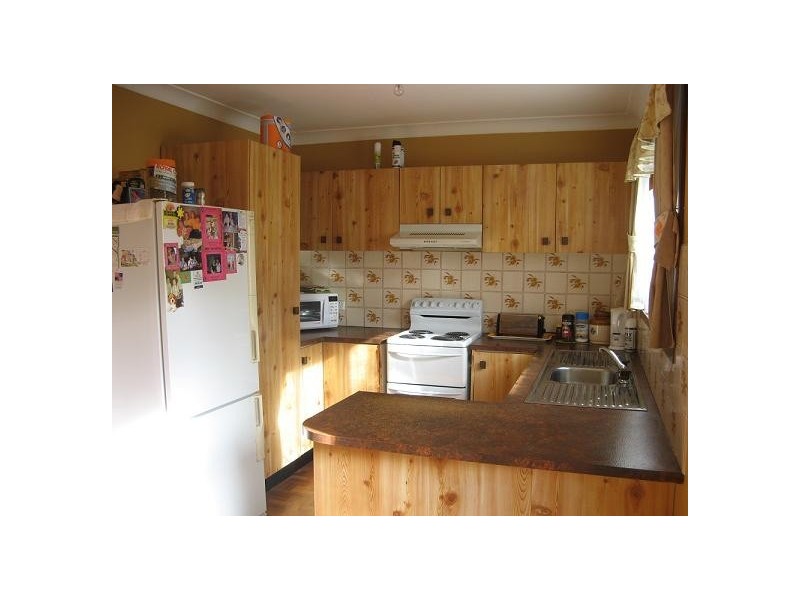 25 Woodlark Place, Glenfield NSW 2167