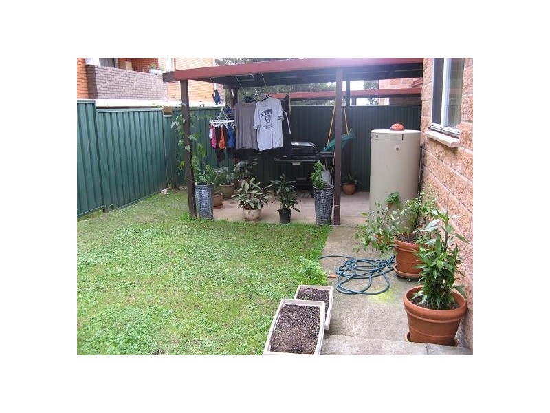 4/30-32 Moore Street, Campbelltown NSW 2560
