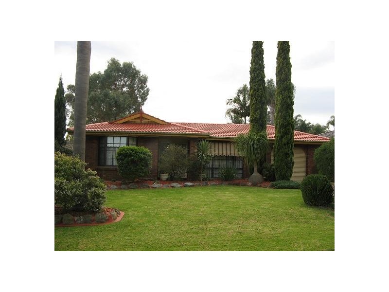 128 Evelyn Street, Macquarie Fields NSW 2564