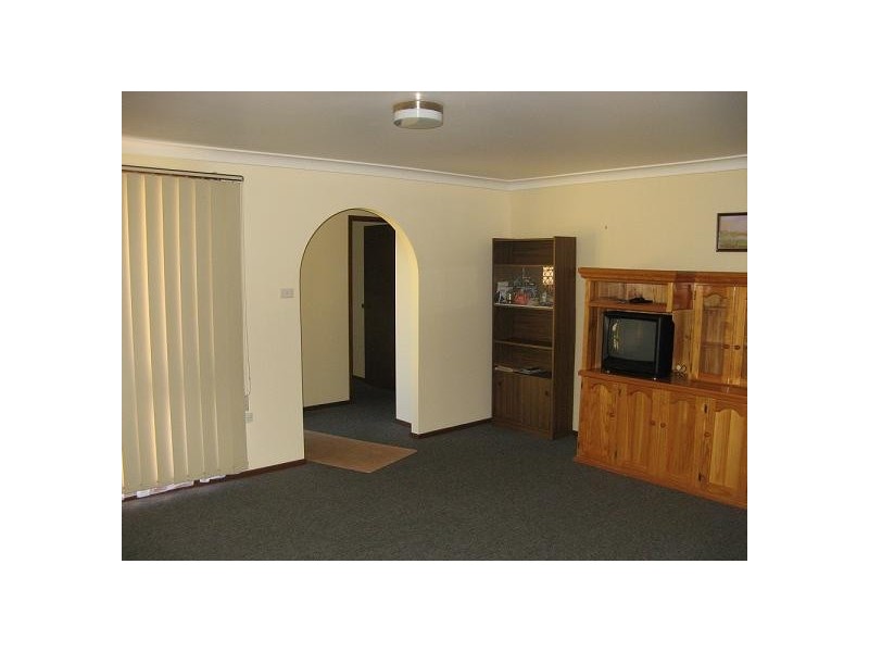 30 Delaunay St, Ingleburn NSW 2565