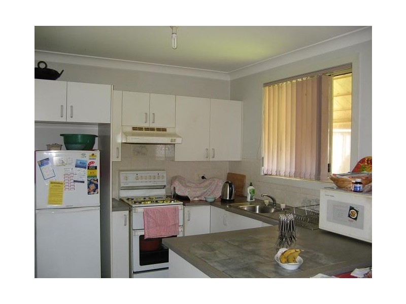 2/4 Plume Close, Macquarie Fields NSW 2564
