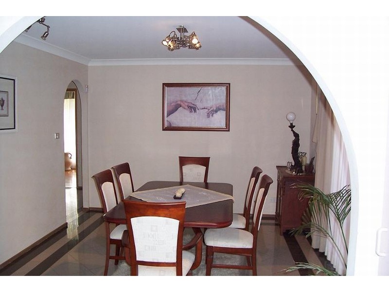 29 Mary Street, Macquarie Fields NSW 2564