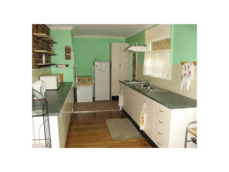 6 Ohlfsen Road, Minto NSW 2566