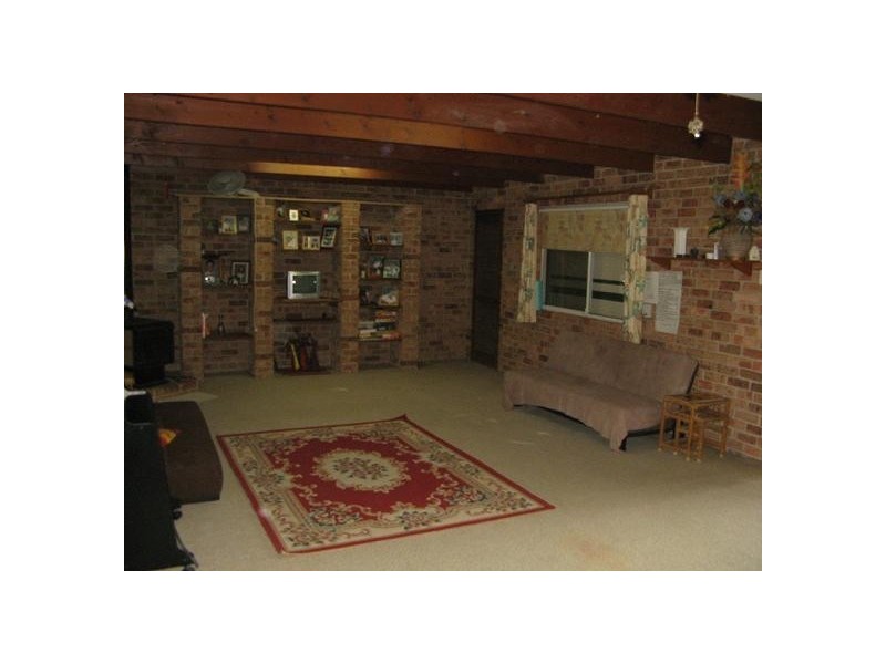 6 Ohlfsen Road, Minto NSW 2566