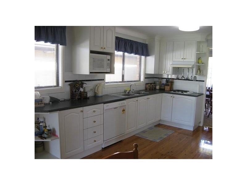 140 Harrow Road, Glenfield NSW 2167