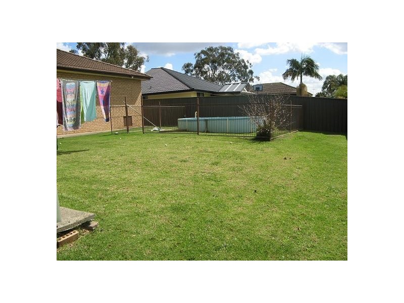 140 Harrow Road, Glenfield NSW 2167