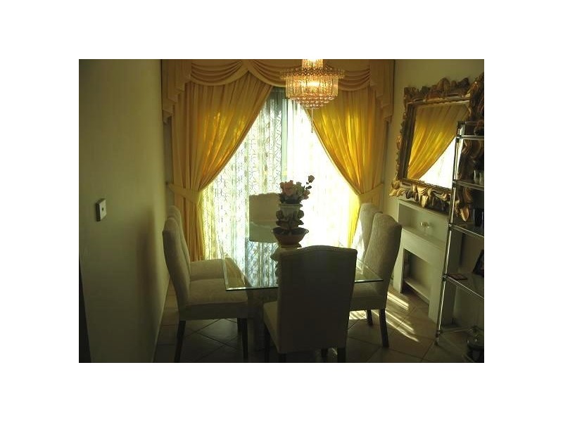27 Lord Castlereagh Cct, Macquarie Links NSW 2565