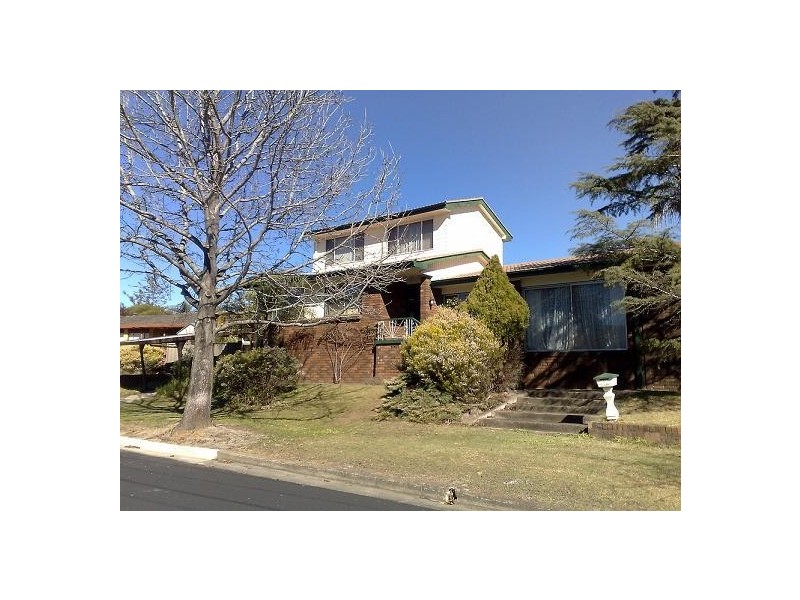 2 Treelands Avenue, Ingleburn NSW 2565