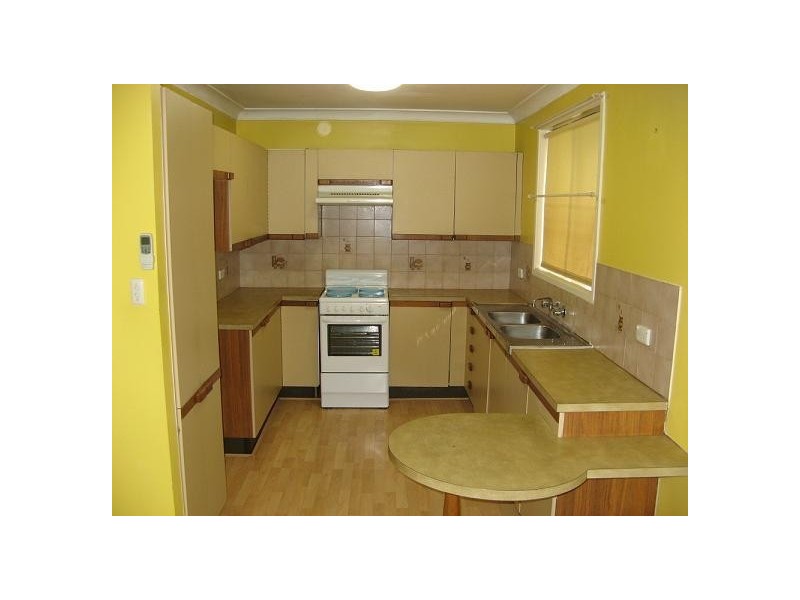 12/211 Oxford Road, Ingleburn NSW 2565