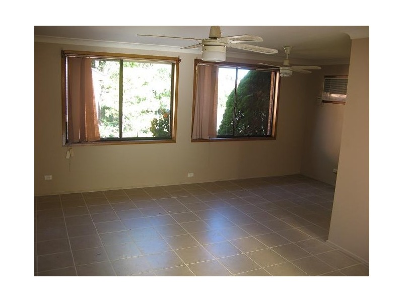 10 Cotula Place, Macquarie Fields NSW 2564