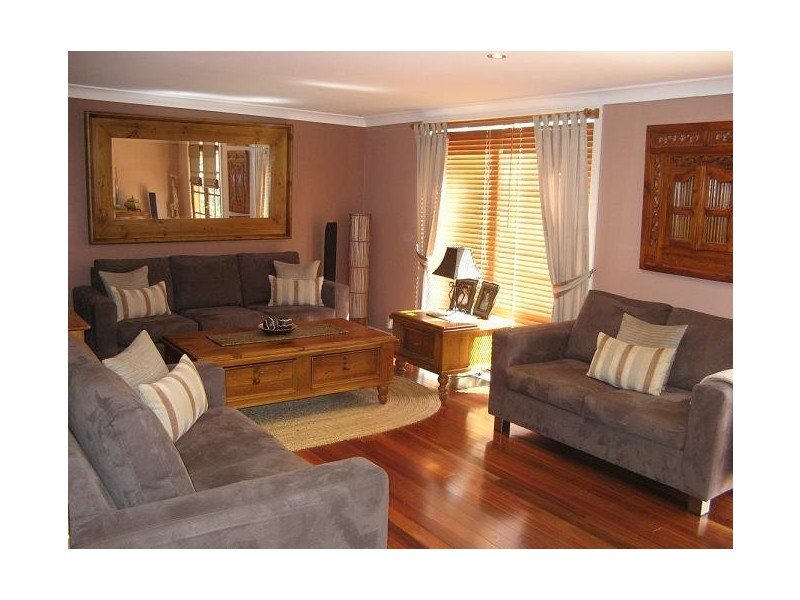 32 Cyclamen Place, Macquarie Fields NSW 2564