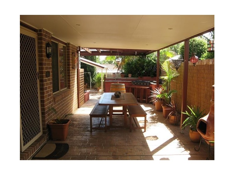 32 Cyclamen Place, Macquarie Fields NSW 2564