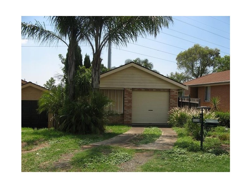 1/15 Porter Street, Minto NSW 2566