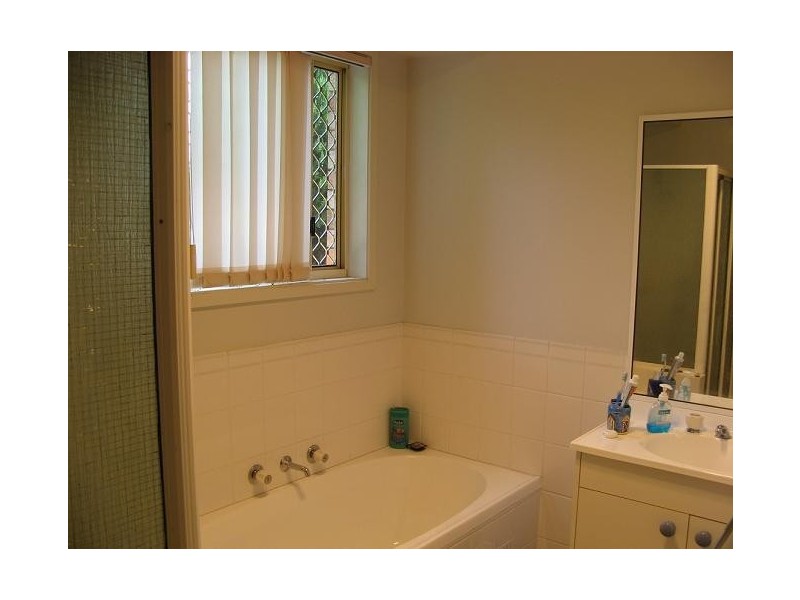 1/15 Porter Street, Minto NSW 2566