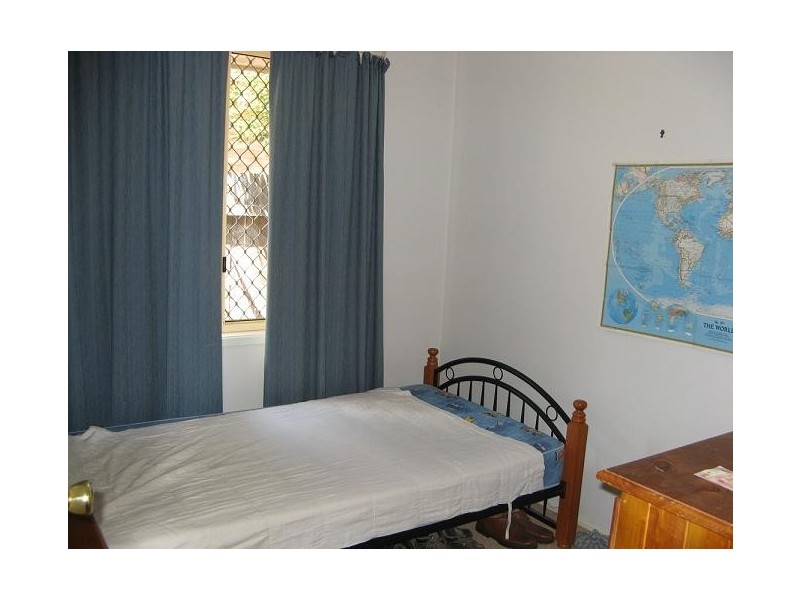 1/15 Porter Street, Minto NSW 2566