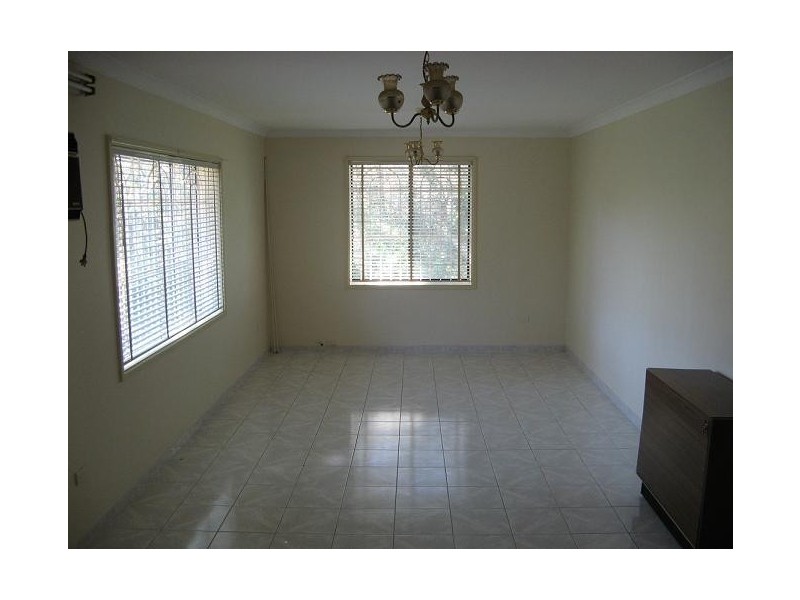 21 Lugarno Avenue, Leumeah NSW 2560