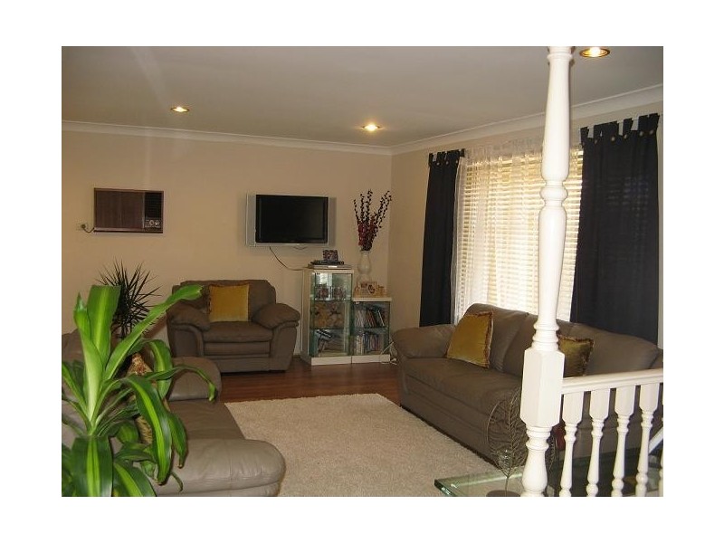 9/21 Lagonda Drive, Ingleburn NSW 2565