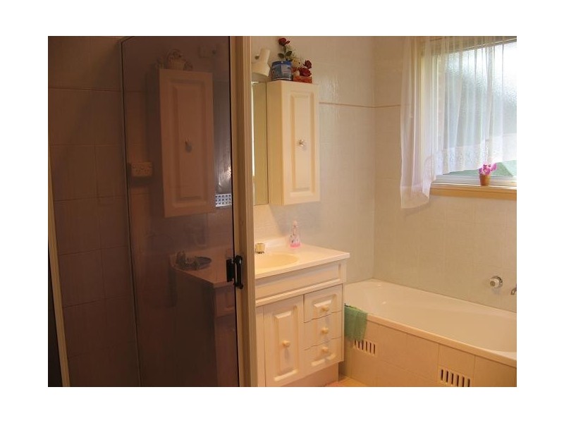 14 Peugeot Drive, Ingleburn NSW 2565