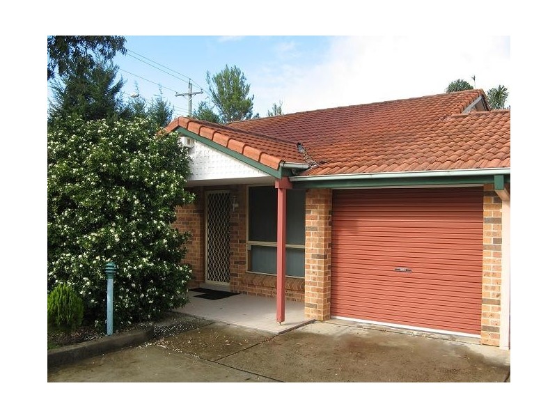 14/5 Jacquinot Place, Glenfield NSW 2167