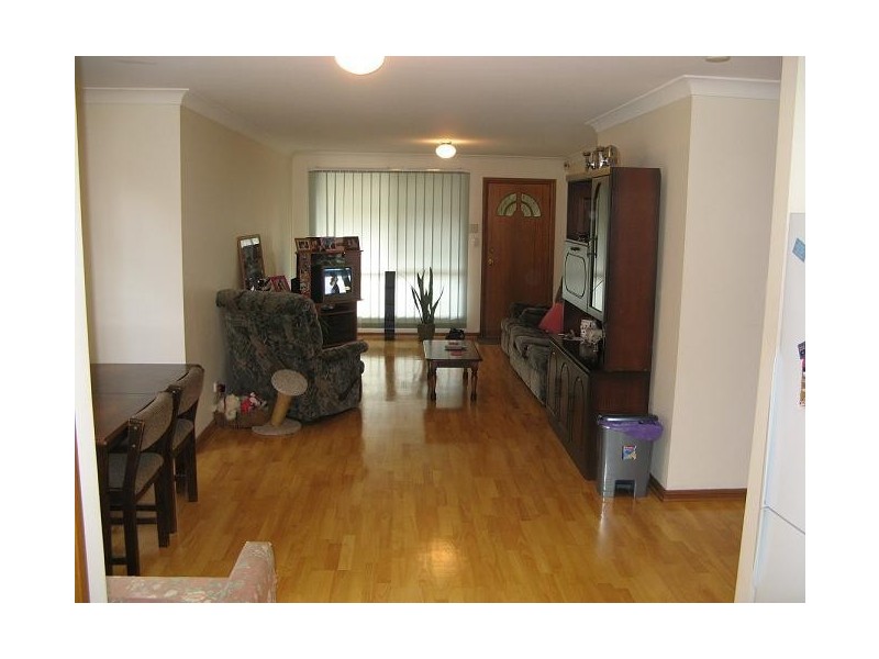 14/5 Jacquinot Place, Glenfield NSW 2167