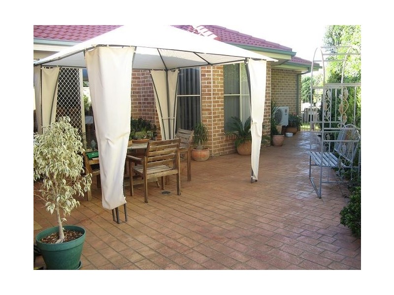 20 Pontiac Place, Ingleburn NSW 2565