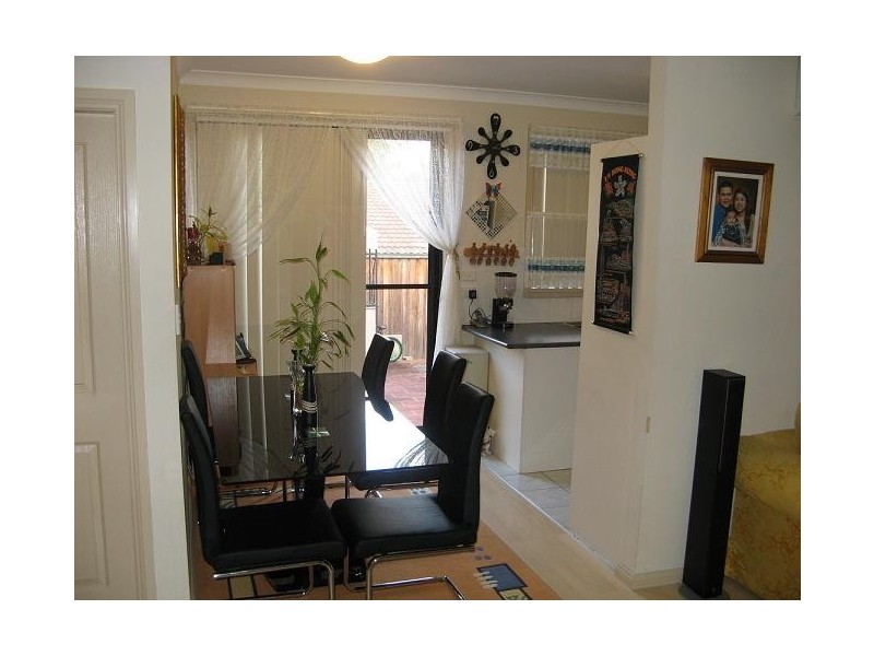 10/124-128 Saywell Road, Macquarie Fields NSW 2564