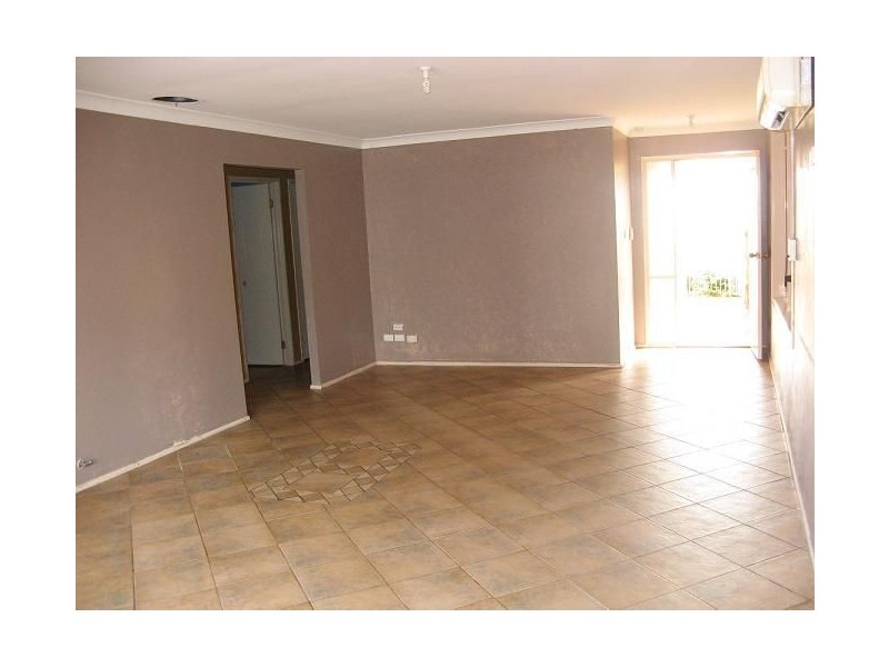 24 Hydrangea place, Macquarie Fields NSW 2564
