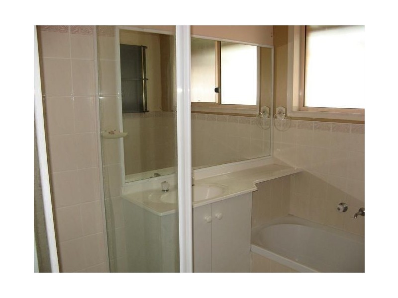 24 Hydrangea place, Macquarie Fields NSW 2564