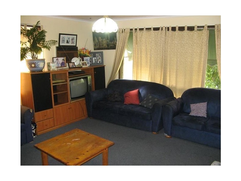 17 Walrus Place, Raby NSW 2566