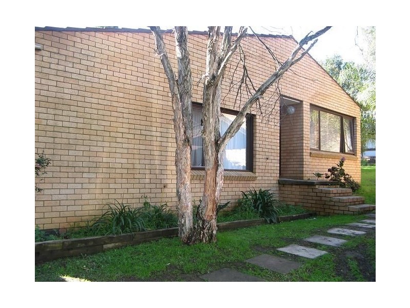 18/2 Whipbird Avenue, Ingleburn NSW 2565