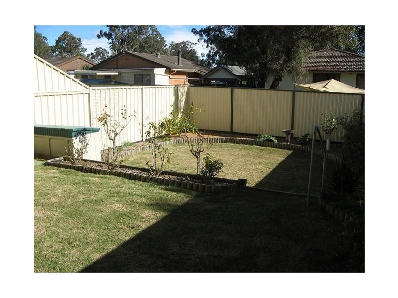 2/14 Westringia Place, Macquarie Fields NSW 2564