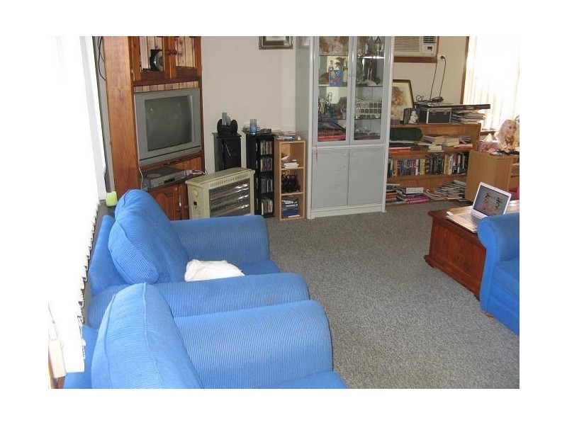 3 & 3A Paisley Close, St Andrews NSW 2566