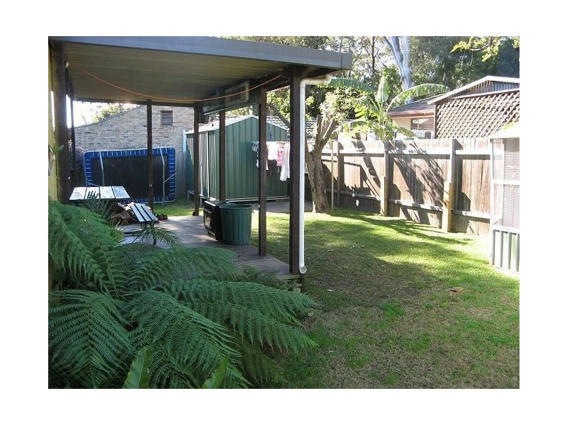 1 Drumalbyn Street, Ingleburn NSW 2565