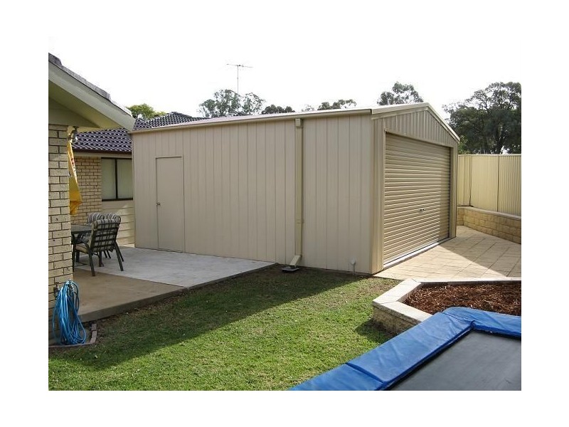 14 Honeyeater Place, Ingleburn NSW 2565