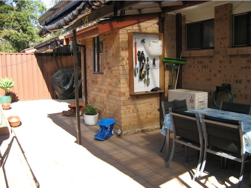 10/3-5 First Avenue, Macquarie Fields NSW 2564