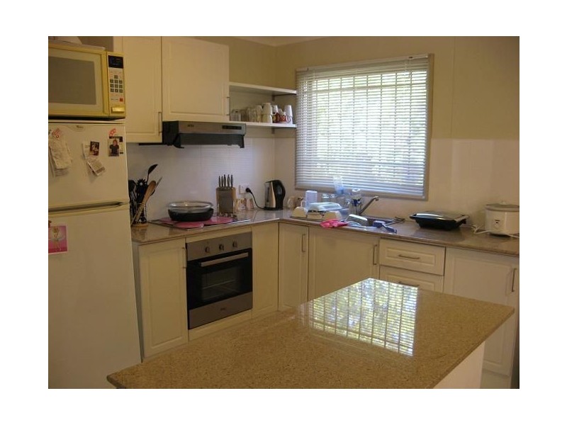 11/2 Whipbird Avenue, Ingleburn NSW 2565