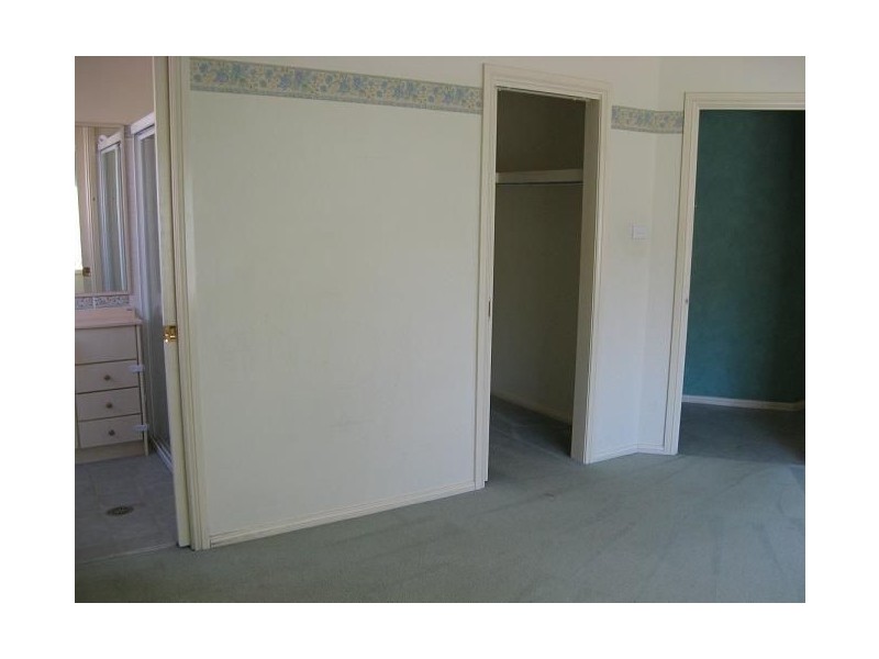 6 Freeman Circuit, Ingleburn NSW 2565