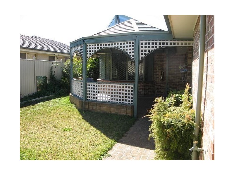 6 Freeman Circuit, Ingleburn NSW 2565