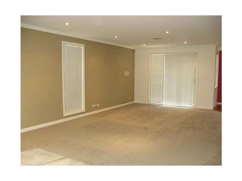 102 Governors Way, Macquarie Links NSW 2565