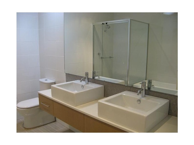 102 Governors Way, Macquarie Links NSW 2565