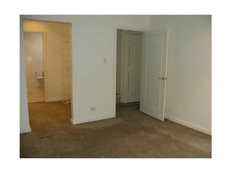 102 Governors Way, Macquarie Links NSW 2565