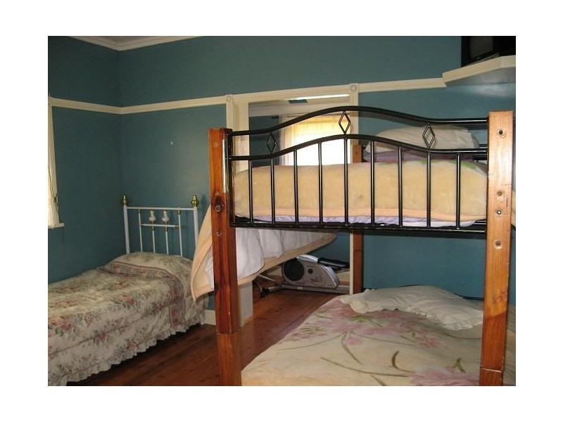 28 Gordon Avenue, Ingleburn NSW 2565