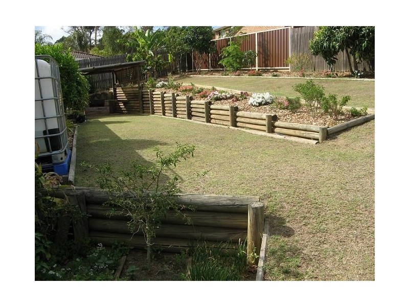 14 Merryweather Close, Minto NSW 2566