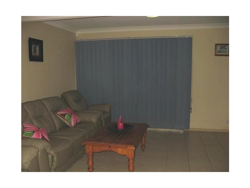 33/15 Fourth Avenue, Macquarie Fields NSW 2564