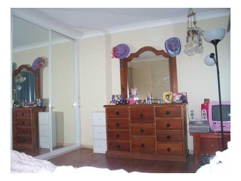 33/15 Fourth Avenue, Macquarie Fields NSW 2564