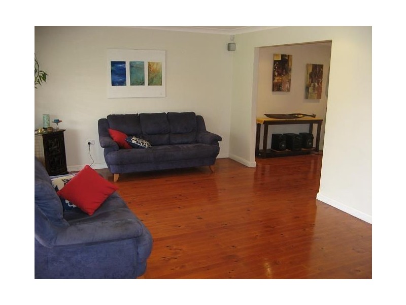 19 Clifford Crescent, Ingleburn NSW 2565