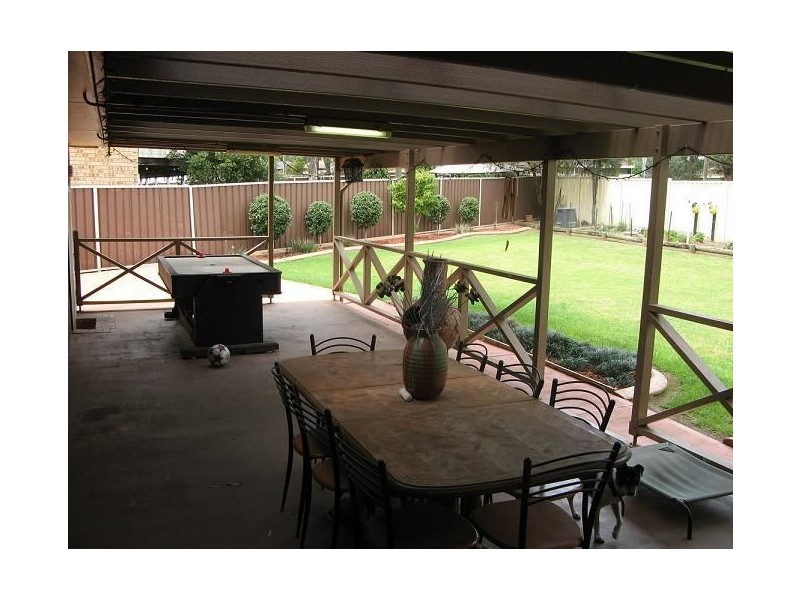 19 Clifford Crescent, Ingleburn NSW 2565