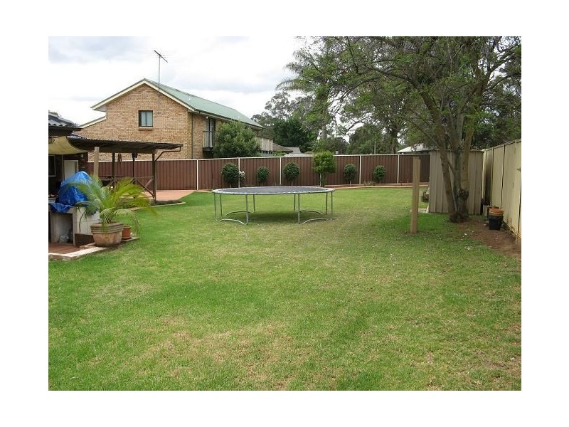 19 Clifford Crescent, Ingleburn NSW 2565