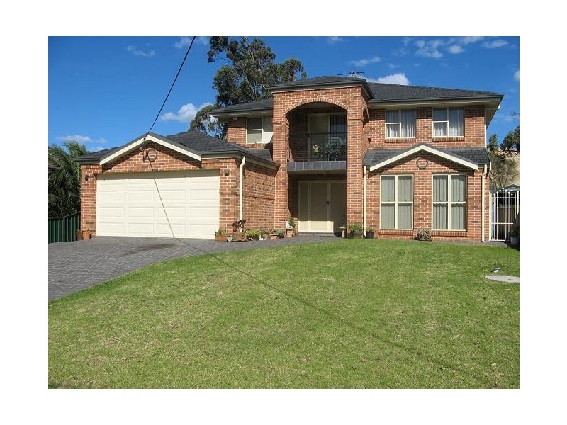 20 Matthews Square, Ingleburn NSW 2565