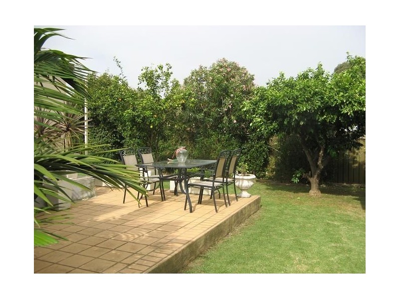 3 Aroa Place, Glenfield NSW 2167